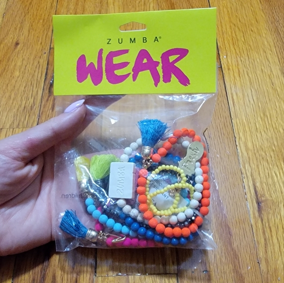 Zumba Fitness Lets Have an Arm Party (7 pk) - Picture 4 of 4